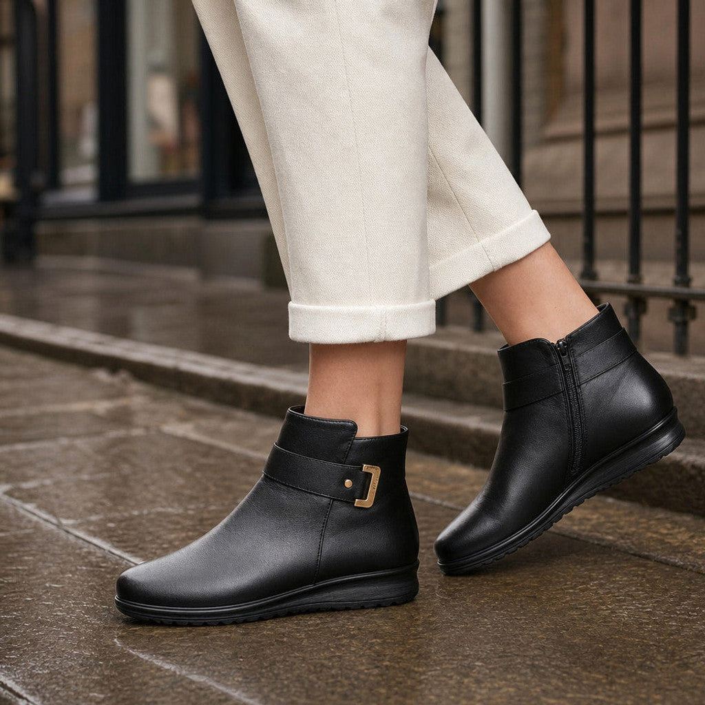 Callista | Chelsea Boots Fleece Lined Black Black – Styled Editorial Shot