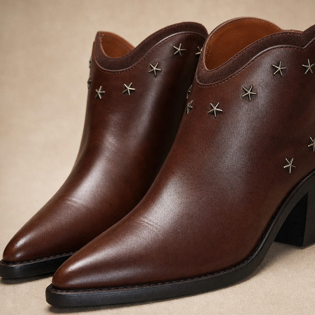 Mathilda | Chelsea Boots Pointed Toe Star Studs Brown – Fabric and Detail Close-Up