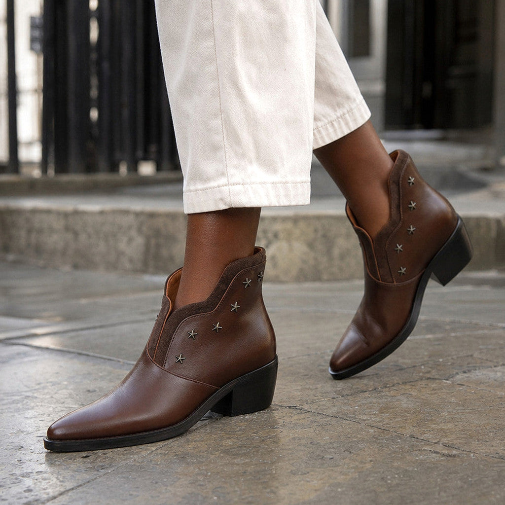 Mathilda | Chelsea Boots Pointed Toe Star Studs Brown – Styled Editorial Shot