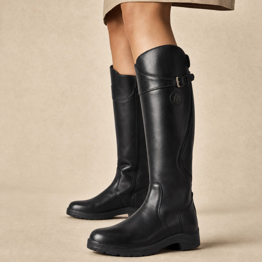 Morwenna | Knee High Boots Buckle Detail in Black – Premium Editorial